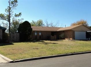 7608 SW Cherokee Ave, Lawton, OK 73505