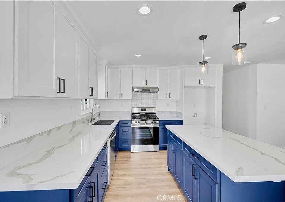 8561 Lamar Dr