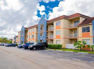 18890 NW 57th Ave APT 210, Hialeah, FL 33015