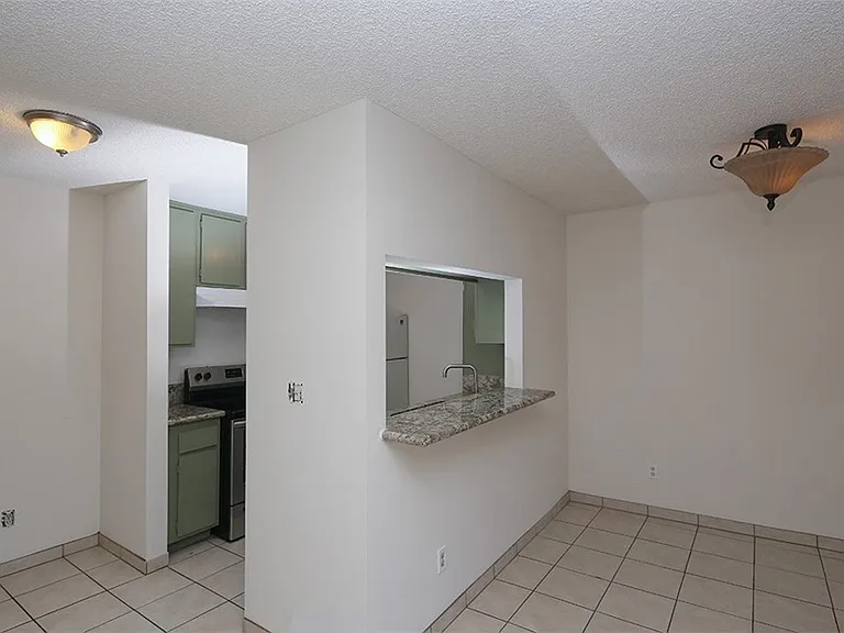 330 Chapel Ave #105 — Photo 10