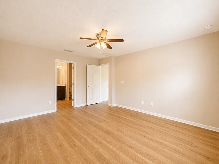 817 Trellis Bay Dr — Photo 13