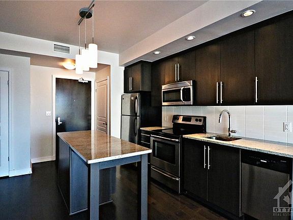 2nd image of 238 Besserer St #609