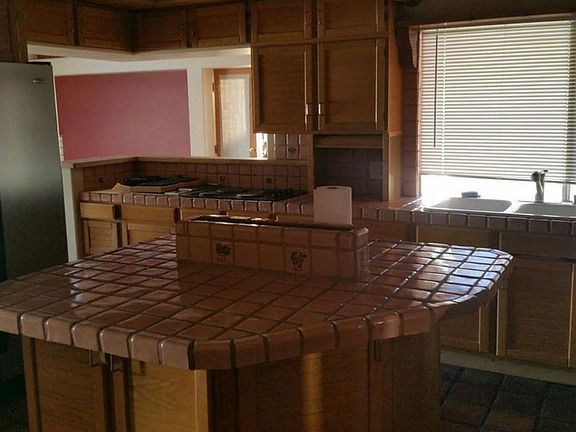 4th image of 1004 S San Jose
