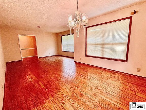 5th image of 87 Lakeview Park Dr