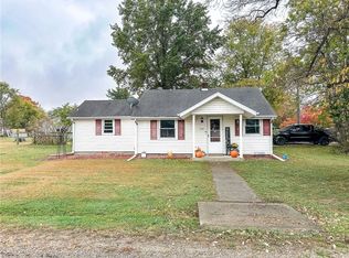 501 Palm St, Marshall, IL 62441