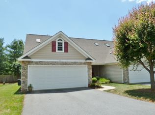 865 W Pointe Dr, Asheville, NC 28806