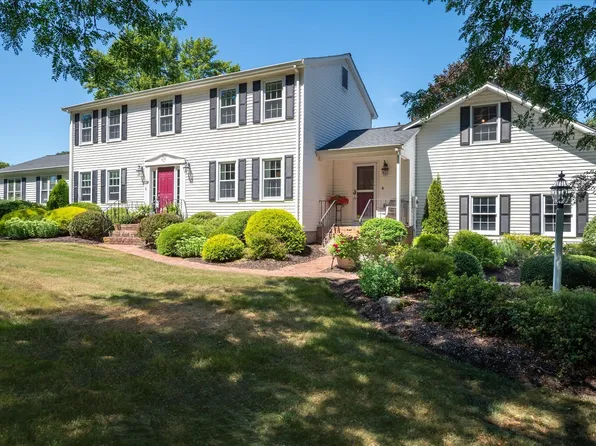 24 Carriage Drive, Burlington, CT 06013