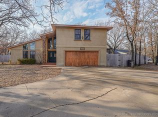2525 Mountain Rd, Bartlesville, OK 74003