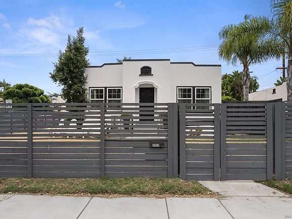 2nd image of 2952 Rosecrans St