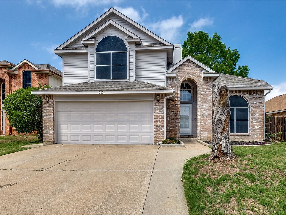 1st image of 2604 Forest Creek Dr