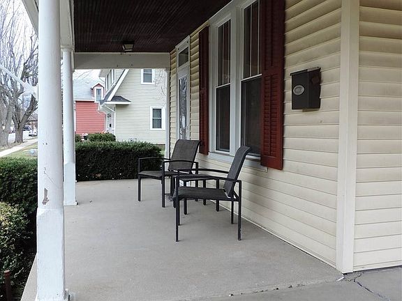 2nd image of 1001 S 11th St