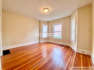 795 Columbia Rd #1U, Dorchester, MA 02125