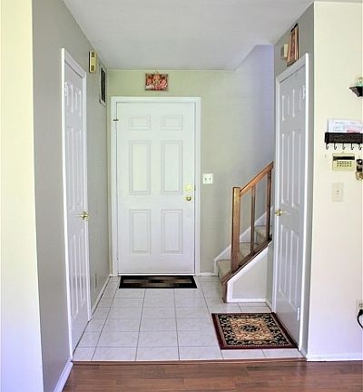 4th image of 301 Jarvis Pl