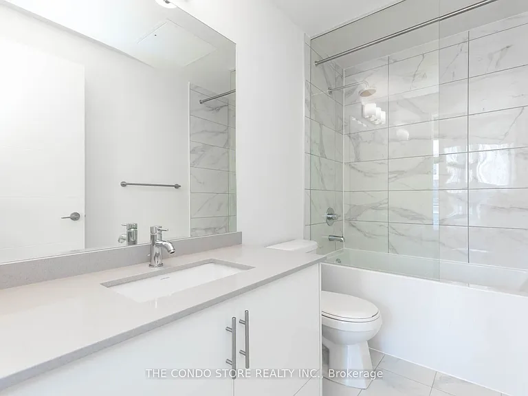460 Adelaide St E #Penthouse 103 — Photo 18