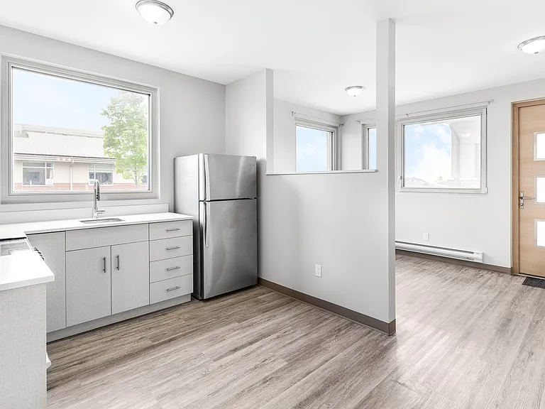 786 Southwood Way #304 — Photo 10