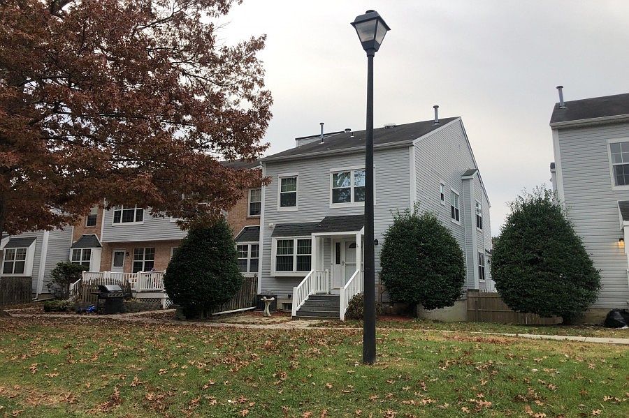 2nd image of 4950 Deer Run