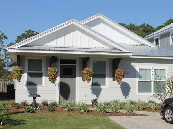 303 Gabrielle Ln, Panama City, FL 32404