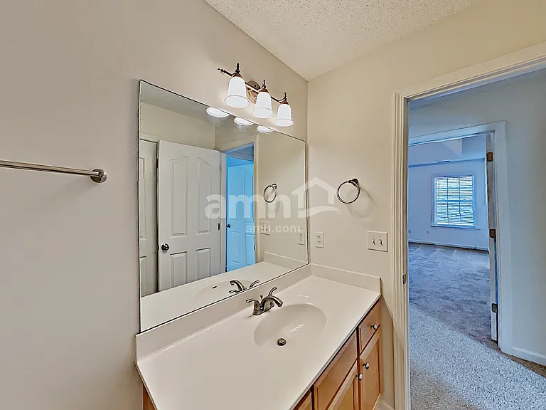 374 Westhill Dr — Photo 17