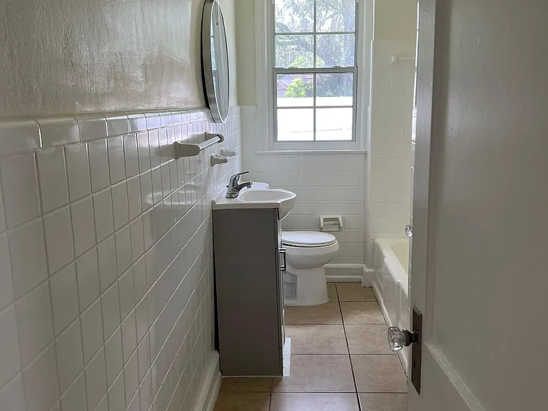 2704 Spring Park Rd — Photo 16