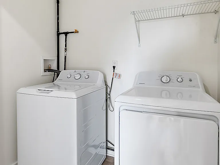 2623 Cochrane St #B — Photo 25