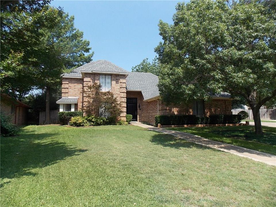 1st image of 1117 Shady Oak Trl