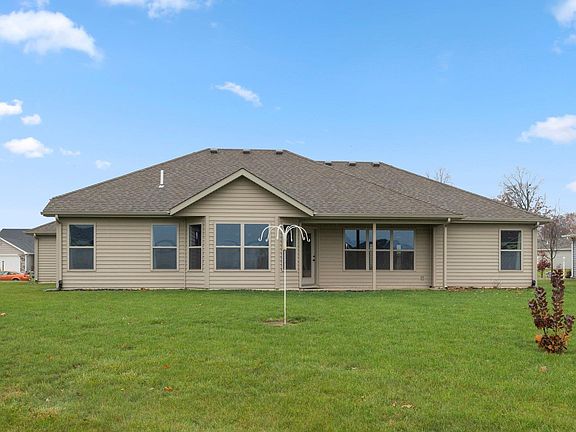 5th image of 3077 E Pickett Ln