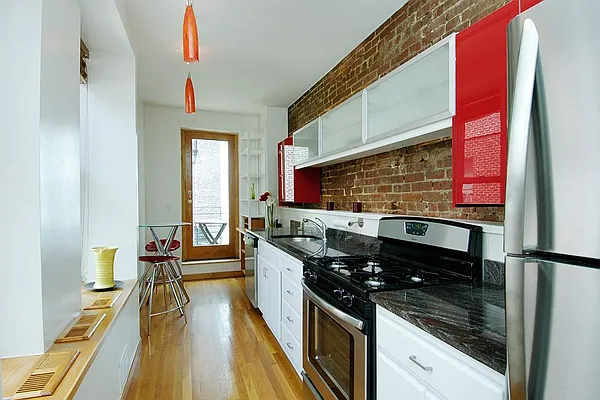 Rented by Corcoran | media 2