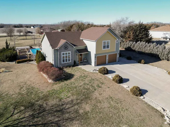 11312 Farnum Run Rd, Milford, KS 66514