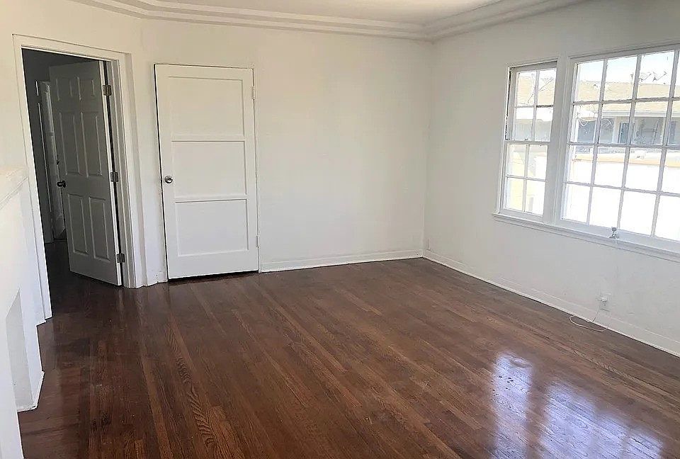 1st image of 6119 11th Ave #3/4