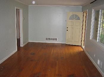2nd image of 3583 Westbrook Dr SE