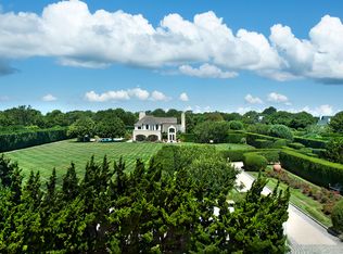 301 Murray Pl, Southampton, NY 11968