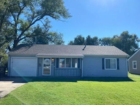 1329 Arapahoe Ave, Salina, KS 67401