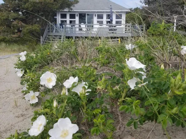 78 Surf Street, Phippsburg, ME 04562