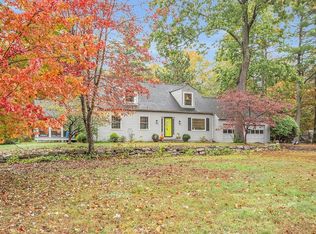 160 Gratuity Rd, Groton, MA 01450