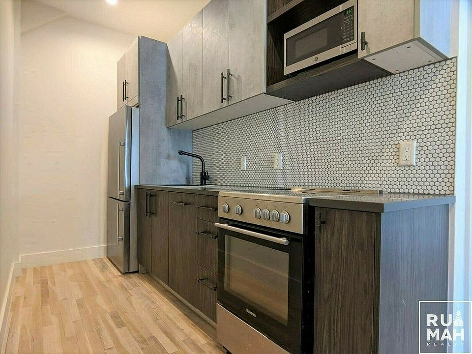 1st image of 185 Troutman St #1F