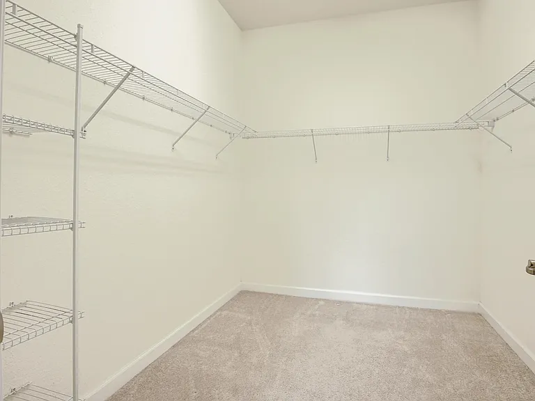 8985 Gulf Run Way — Photo 12