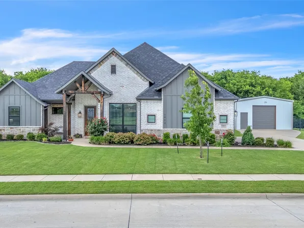 1014 Rennard St, Caddo Mills, TX 75135