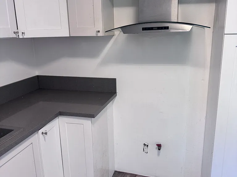 925 S Harlan Ave — Photo 19