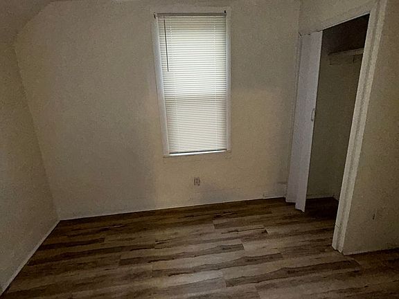 5th image of 3556 E 82nd St