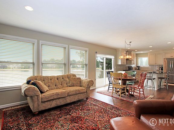 4th image of 1482 Stoney Lake Dr