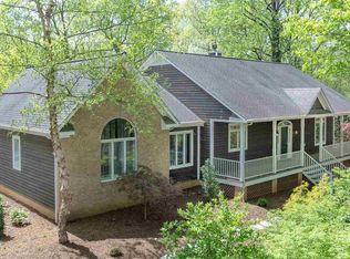 3297 Woodcreek Dr, Charlottesville, VA
