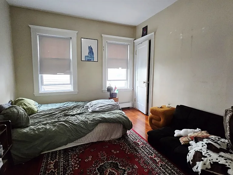 60 Bristol Rd #1 — Photo 4