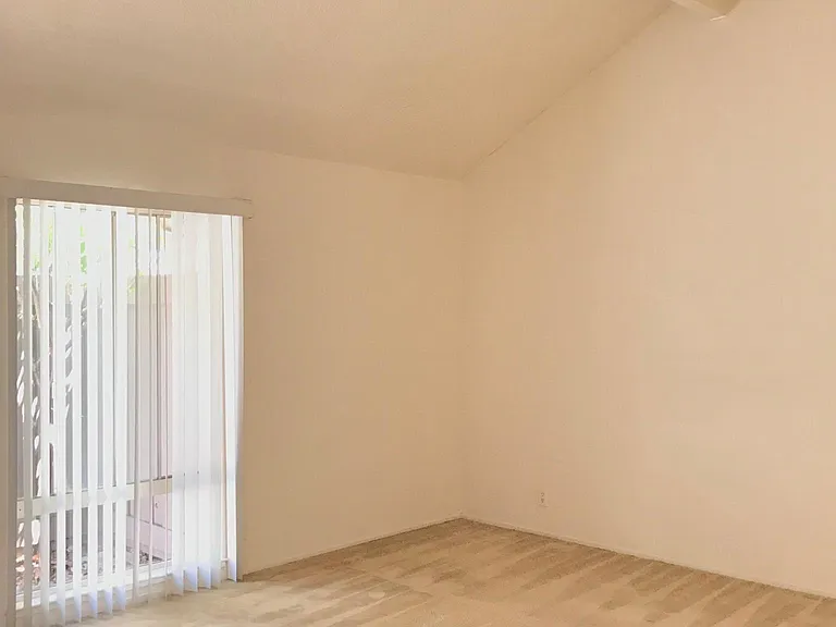 8148 Park Villa Cir — Photo 22