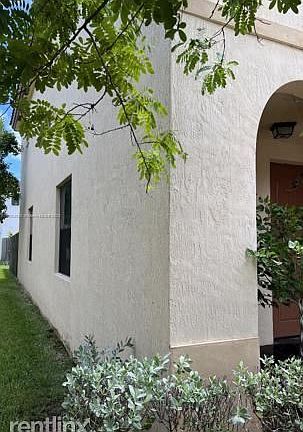 5th image of 17401R SW 153rd Ct #17401