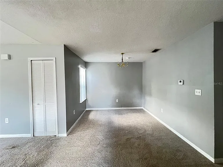 8710 Rain Forest Pl #D — Photo 11