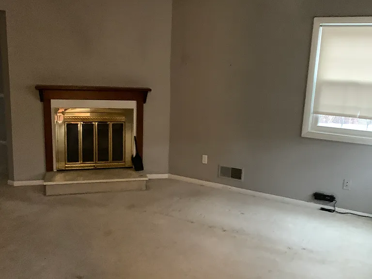 87 Valley Cir — Photo 9