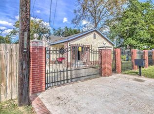 89 Luther St, Houston, TX 77076