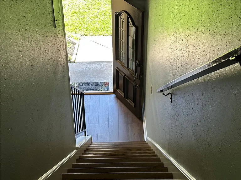 3230 Tynemeadow Ct — Photo 10