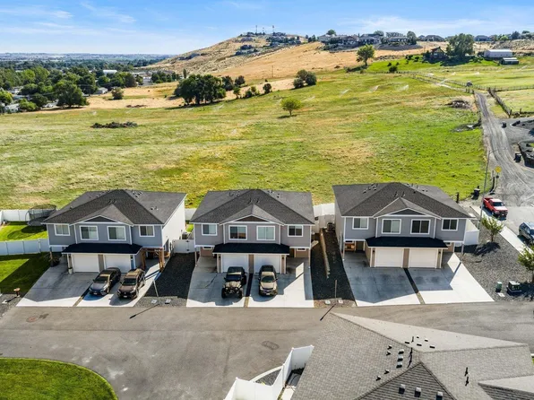 6910 Thrush Ct #6960, West Richland, WA 99353