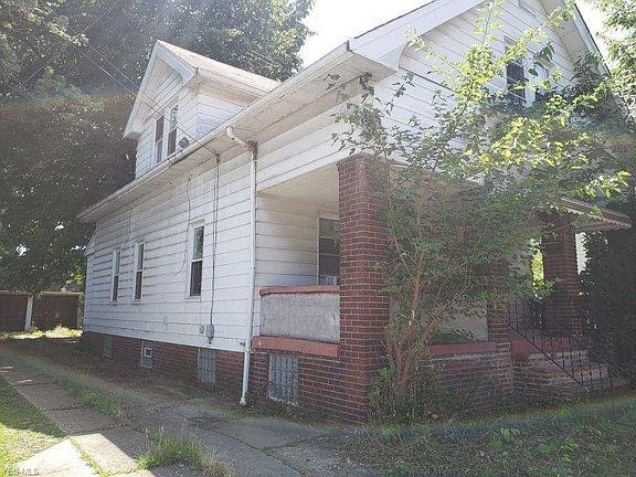 2nd image of 13121 Kirton Ave